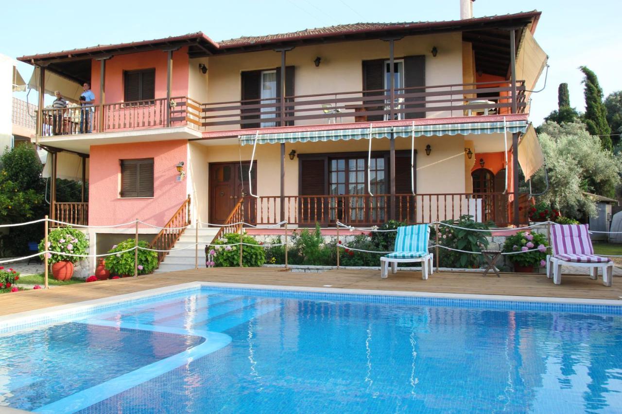 Villa Dimitra Nikiana Exterior photo