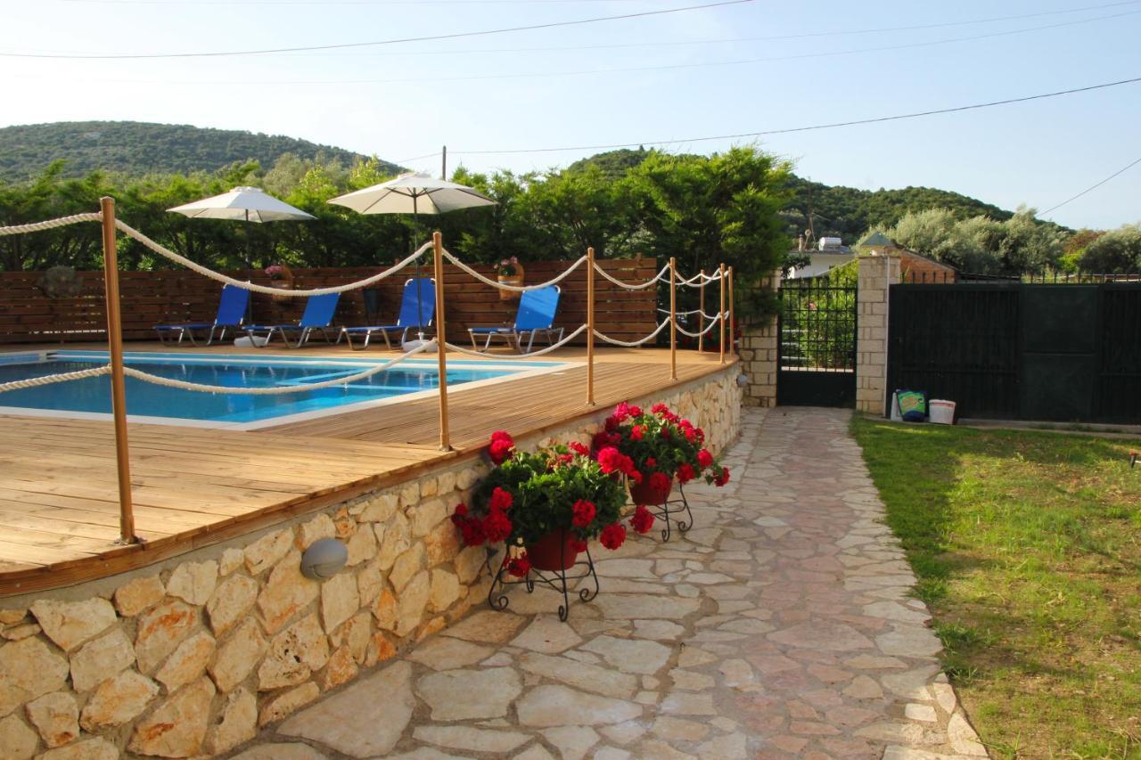 Villa Dimitra Nikiana Exterior photo