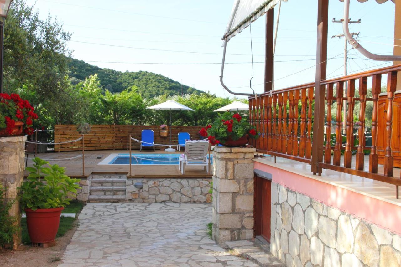 Villa Dimitra Nikiana Exterior photo