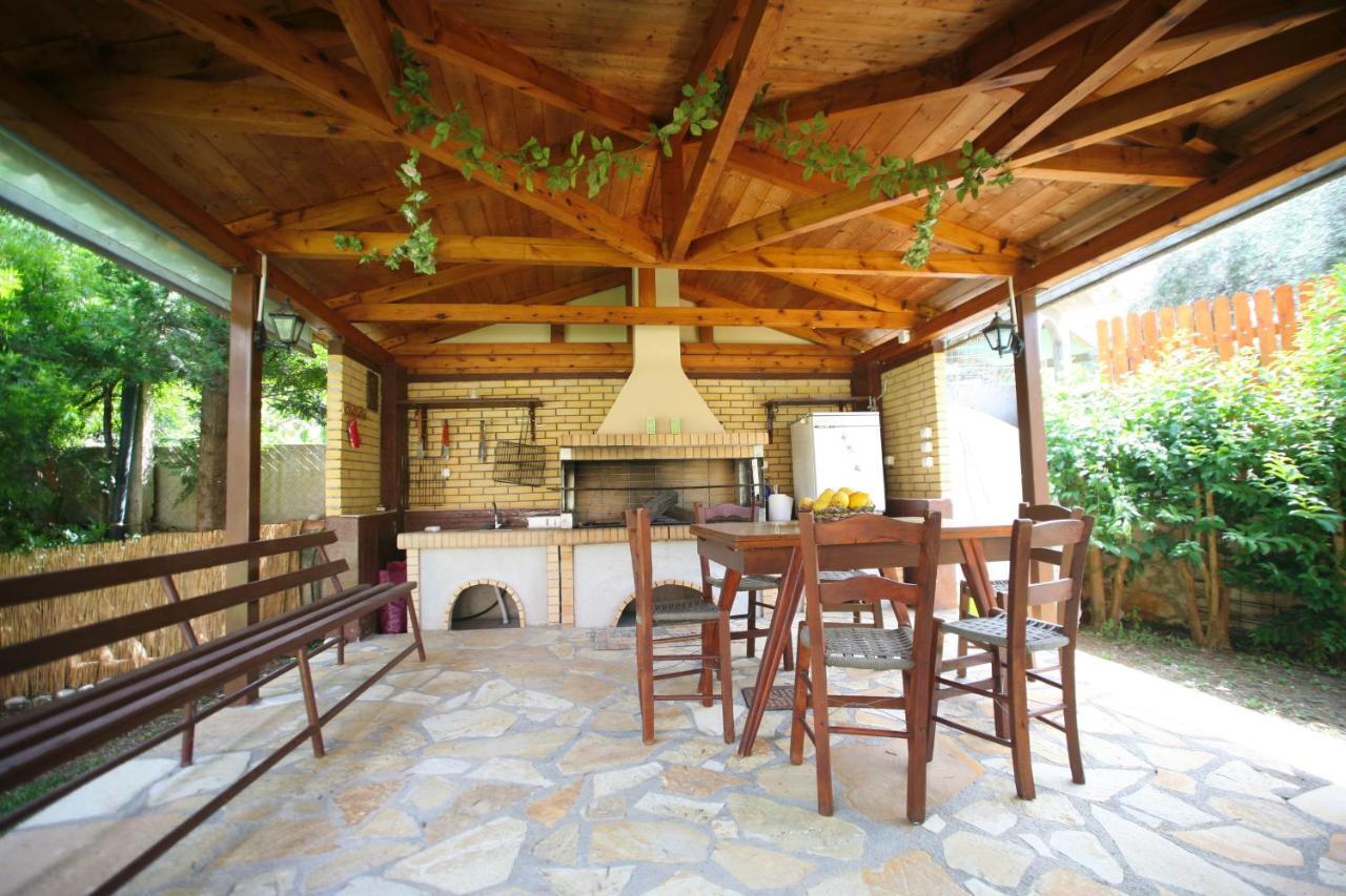 Villa Dimitra Nikiana Exterior photo