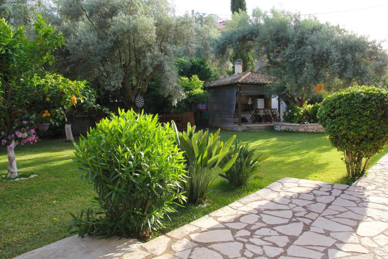 Villa Dimitra Nikiana Exterior photo